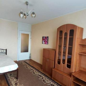 Леся Курбаса просп., 14
