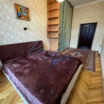 Костянтинівська вул., 54