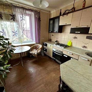 Продам Центр 3 ком квартира Дзержинского Вернадского 33