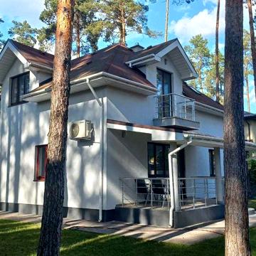 Затишний будинок з газом та генератором в топовой локації