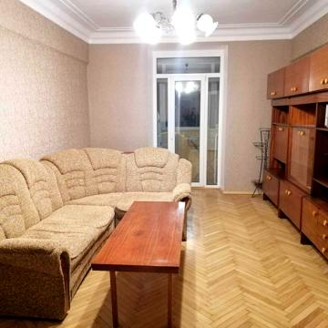 Мира, 52/2