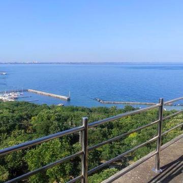 Пентхаус в элитном доме. 385 м2 от строителей. Терраса. Вид на море