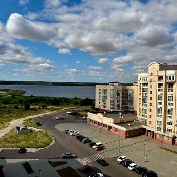 Продаю дворівневу 3-кімнатну квартиру в ЖК « Рівʼєра -2», Ривьера . Ц5 ЖК Рівʼєра