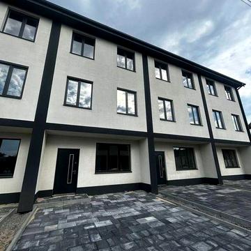 Продаж готовий таунхаус Вишневе без комісії