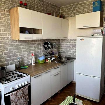 Продаж 4к Квартира Теплична вулиця