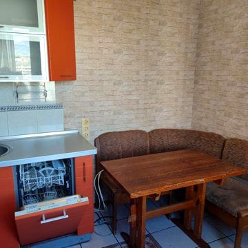 Без%. ПОЗНЯКИ. Продам 3 квартиру. Вул. Анни Ахматової 19. ЖК Серія КТ