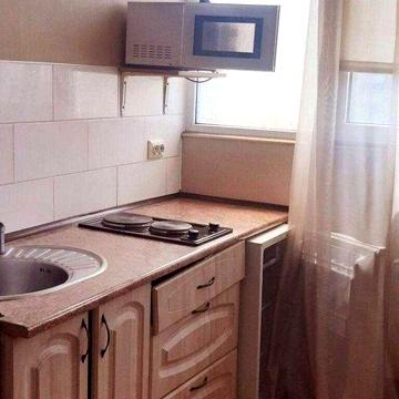 Продам 2-кімнатну квартиру метро Спортивна