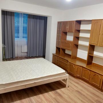 Заміська вул., 5
