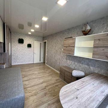 Продам 2-х комн.кв.метро Спортивная,ул.Полевая 8
