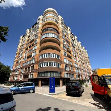 Зоопаркова вул., 10