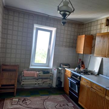 Металургів вул., 14