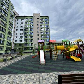 Продаж дворівневої квартири