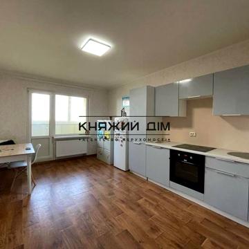 Академіка Глушкова просп., 9-Є