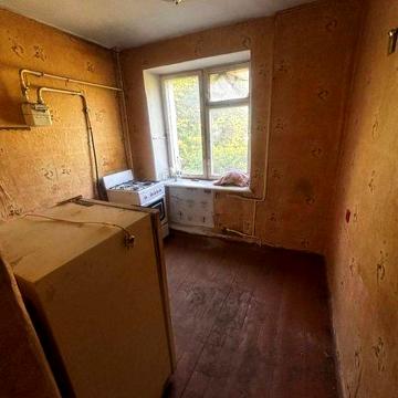 Продається 1к квартира в Гнівані