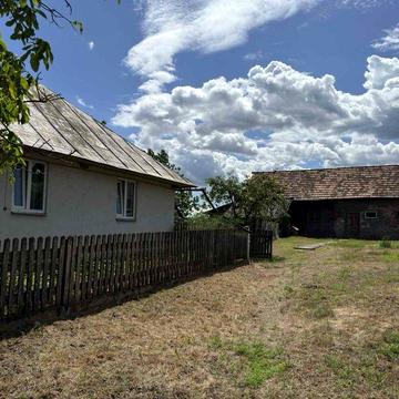 Продається будинок в селі