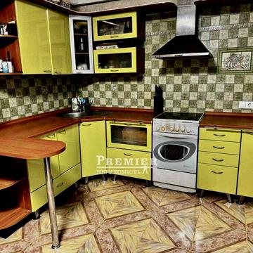 2-кімнатна квартира 61 кв.м Сучасний ремонт.Терміново!