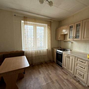 Продам квартиру Песочин