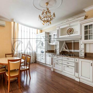 Кудрявський узвіз, 3-Б