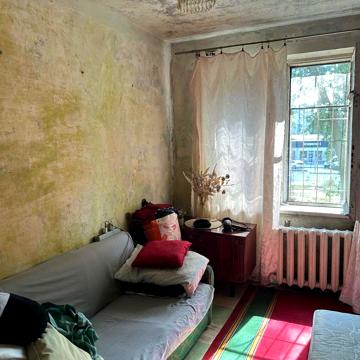 проспект Героїв, 12