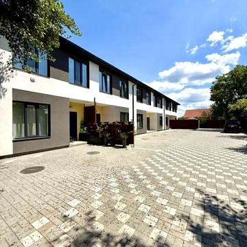 Таунхаус Дом Квартира 115 м2 Киев Осокорки Дарницкий
