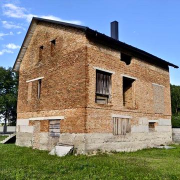 Будинок в Радивилові  біля лісу + 22 сотки землі