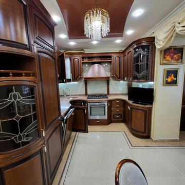 Каховська вул., 29