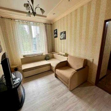 Продам 2 комн. сталинка в районе рынка ХТЗ