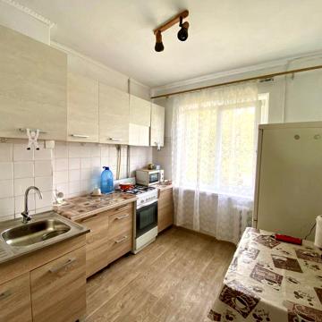 Двокімнатна укомплектована, Ювілейний, Вербова