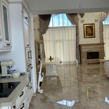 Оренда Будинку. 380м2. Блиставиця