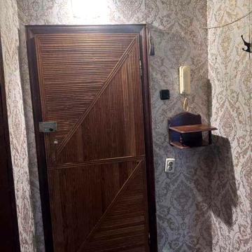 Оренда 1-кімнатну квартиру в районі інституту звязку.