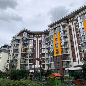 Продам 2к квартиру з гарним ремотном
