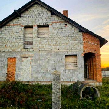 Продаж будинку в с.Задністря, Самбірський район. 100 м.кв.