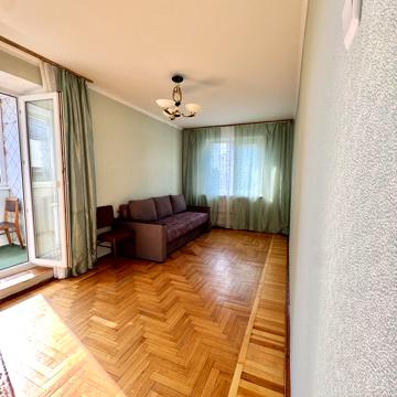 Холодногірська вул. (Єлізарова), 8