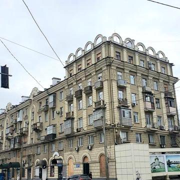 Продам 2х к.кв в Центре,  метро Пл. Конституции,  Защитников Украины