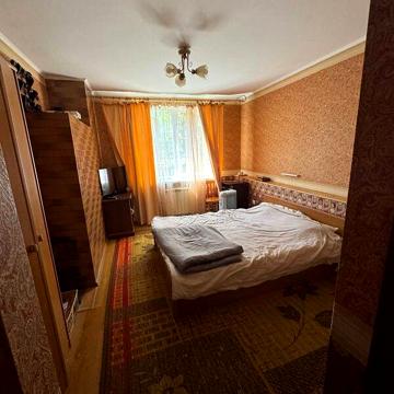 Продаж 3к Дім Незалежності вулиця