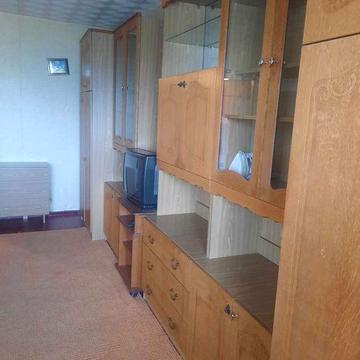 большая 1 к.кв-ра с мебелью и техникой, Минский массив, пл.Т.Шевченка