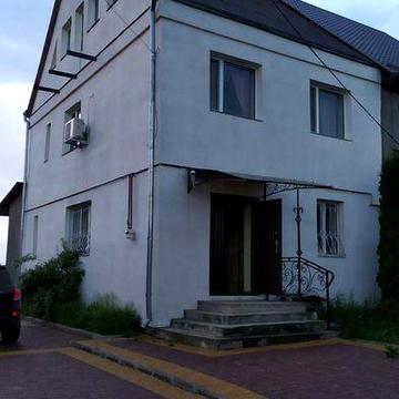 Продається пів будинку, село Городецьке