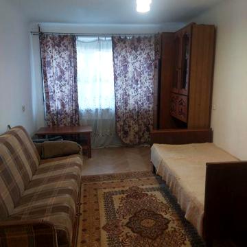 2к.кв-ра вул.Роксолани.8000грн.На довгий термін.Для сімї або дівчаток