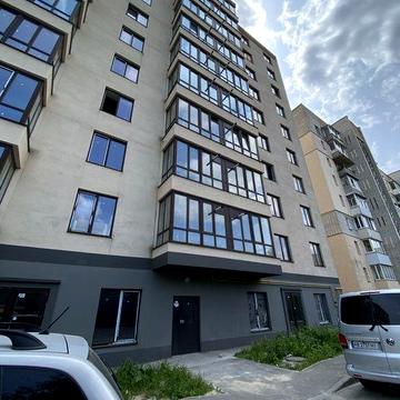 Продаж квартири на Дмитра Майбороди
