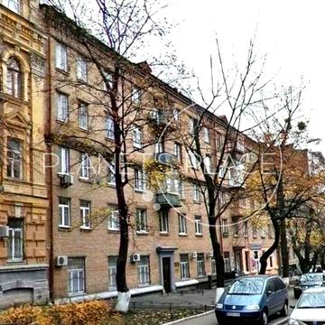 Продаж,без %, 3 к.квартира, Бот. сад,м.Університет, вул.Тарасівська, 3