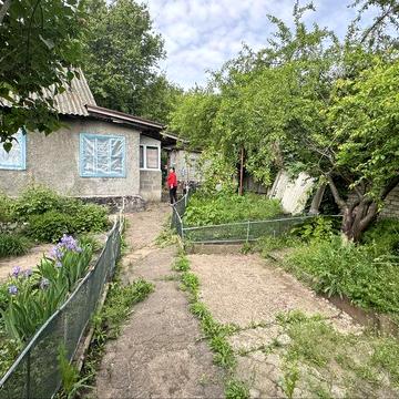 Продаж будинку в районі Гагаріна в Дніпрі.