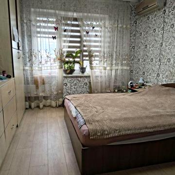 Продаж Квартири на Троєщині Л.Бикова 4