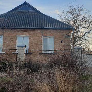 Продаж будинку Новгородка