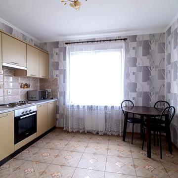 Юлії Здановської вул. (Ломоносова), 85