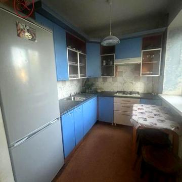 Продаж 3-х кімнатної квартири в районі ЦНАПа!