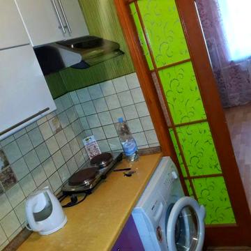 Сдам квартиру возле метро Масельского