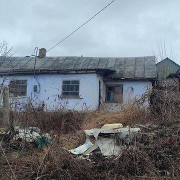 Будинок з гаражем