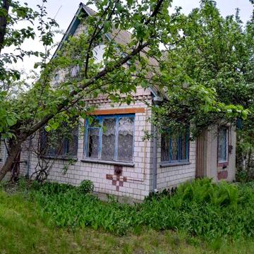 Ялинка дача 6 соток. Приватизовано. Газ, вода у домi, насосна станцiя.