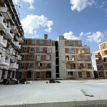 Продаж 3-к квартири ЖК Фемілі Хаус/ Орлика-Топольна ЖК Family House