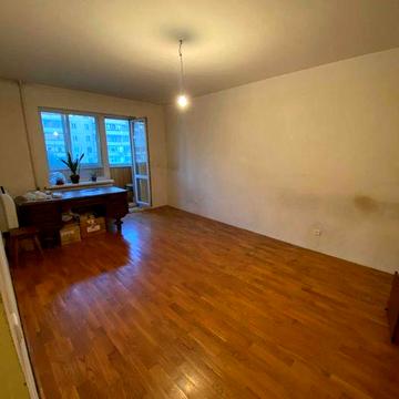 Продаж 2-кім. квартири Драгоманова 42